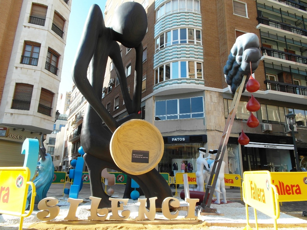 Totfalles: Plaza del Patriarca-Universitat Vella